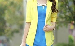 两个奶头红肿拉扯露出来